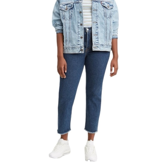 Levi's Denim - Levi’s Wedgie Straight Fit Women’s Jeans in Below the Belt Medium Wash Size 27